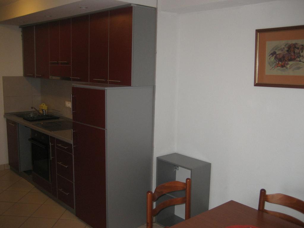 Apartment Aleksandar Tivat Buitenkant foto