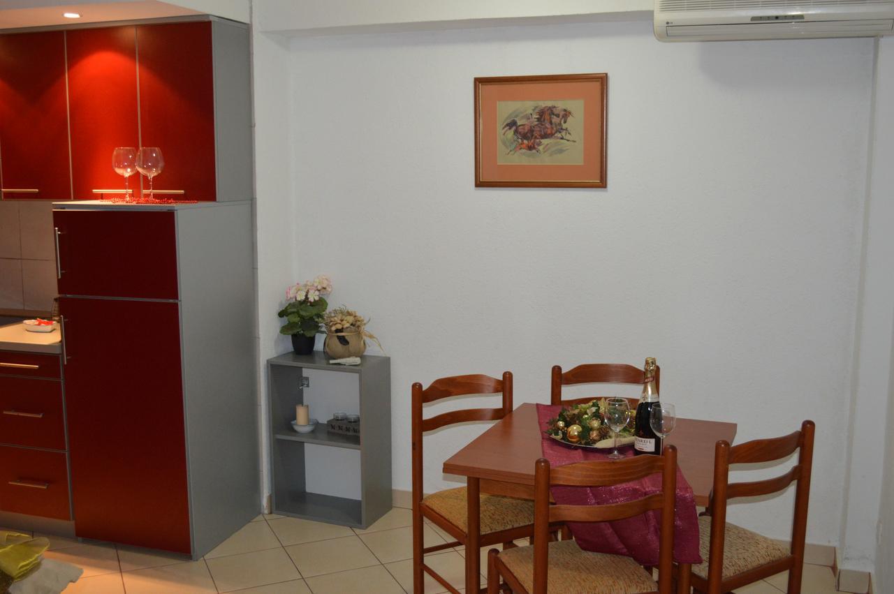 Apartment Aleksandar Tivat Buitenkant foto