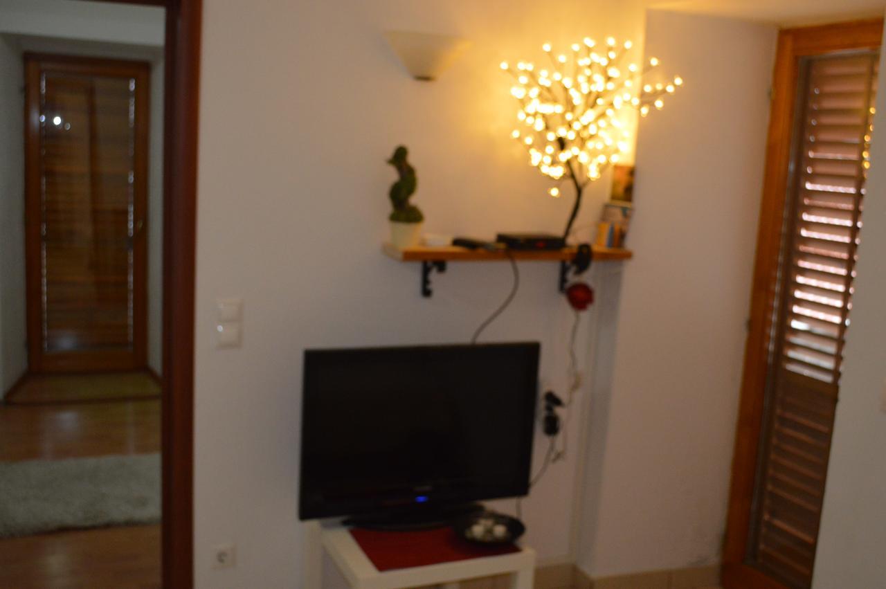 Apartment Aleksandar Tivat Buitenkant foto